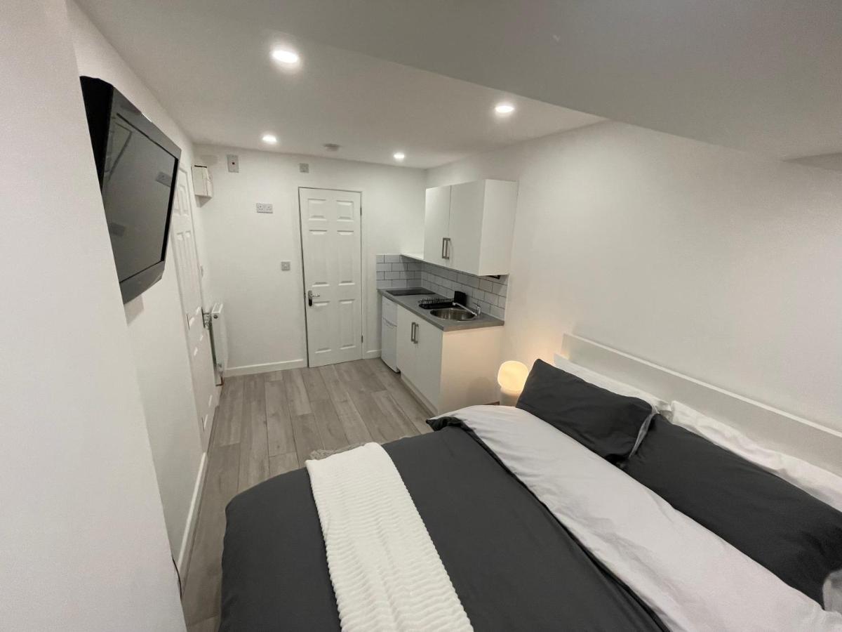 Guest Room-Studio, Woolwich Лондон Экстерьер фото